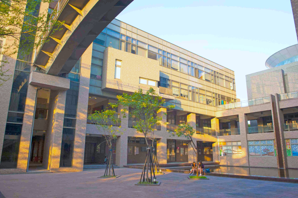 全人教育村